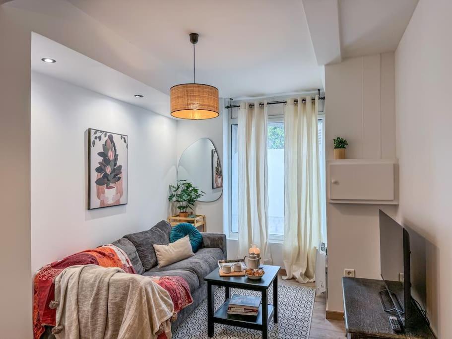 Elegance Au Coeur De Tarbes Lägenhet Exteriör bild