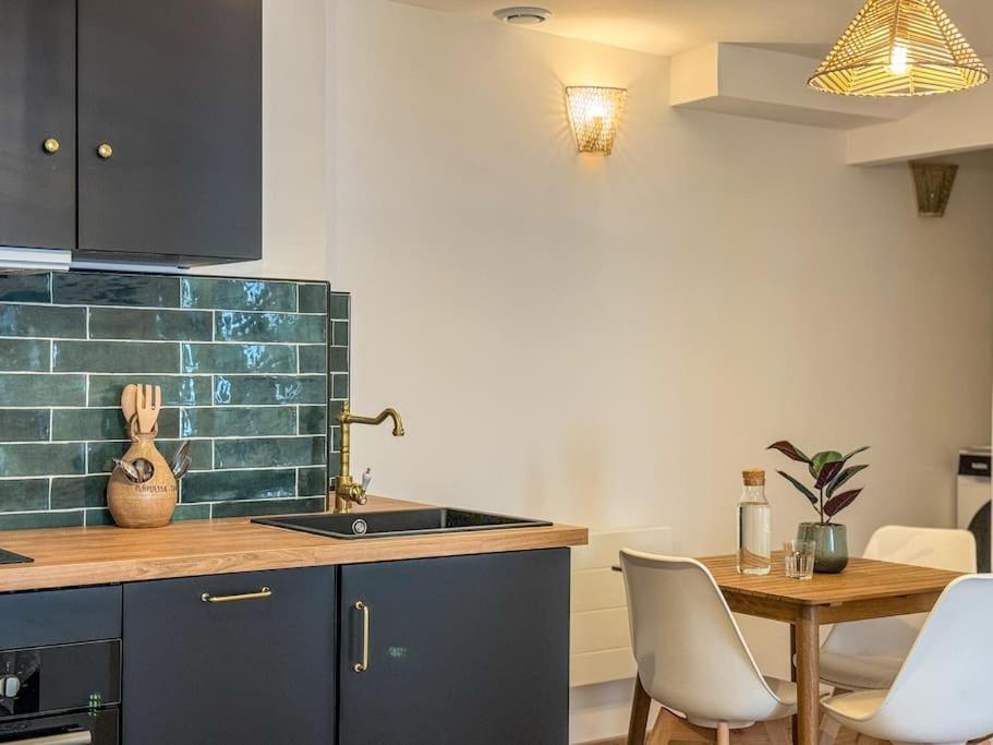 Elegance Au Coeur De Tarbes Lägenhet Exteriör bild